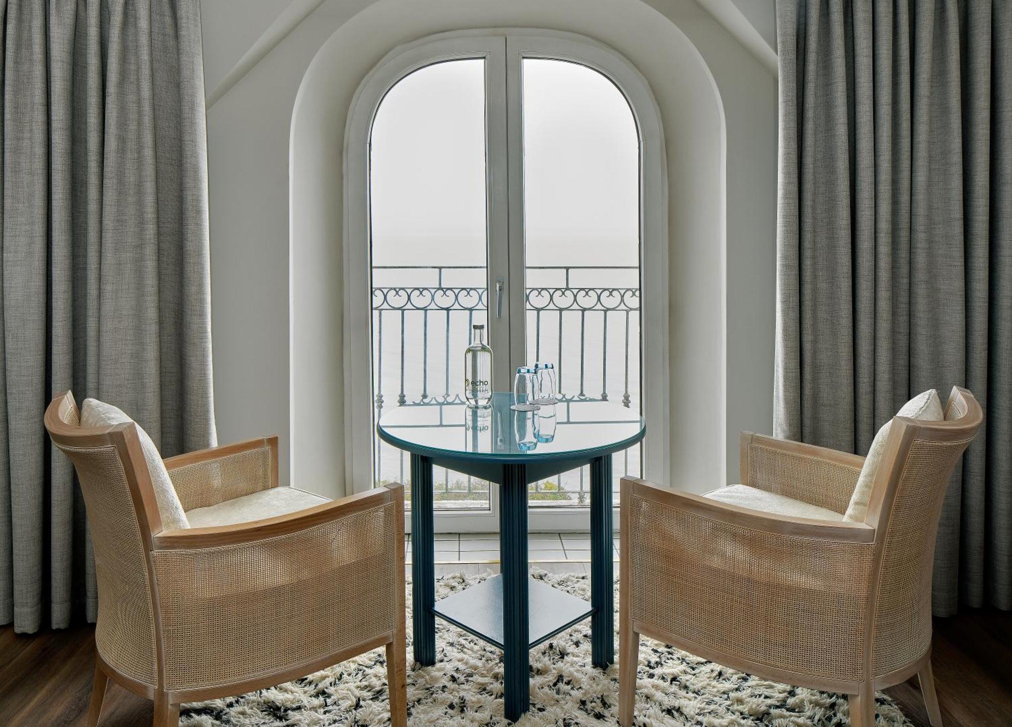 Hotel Bayview 4*