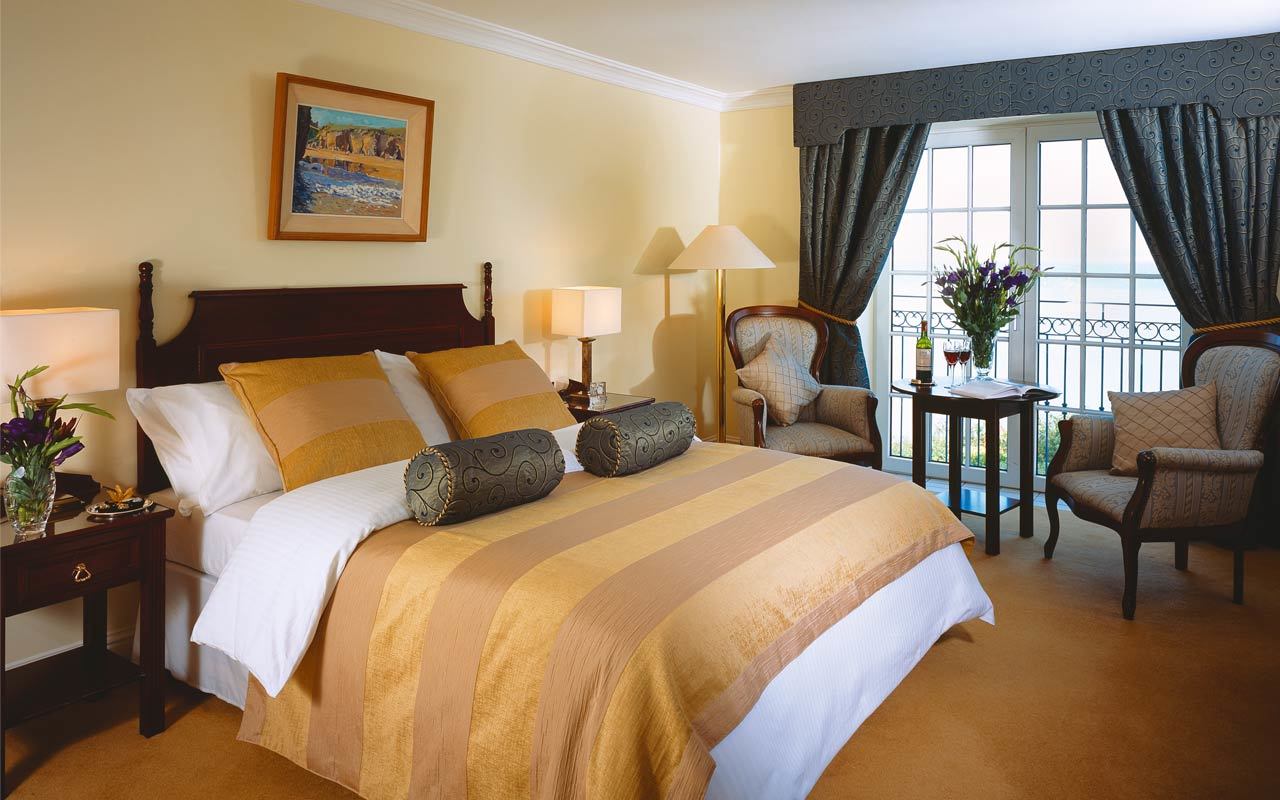 Bayview Hotel 4*